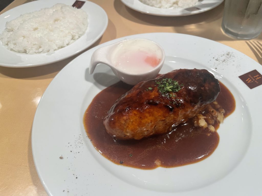 ハンバーグ ウィル　プレーンハンバーグ　デミグラスソース