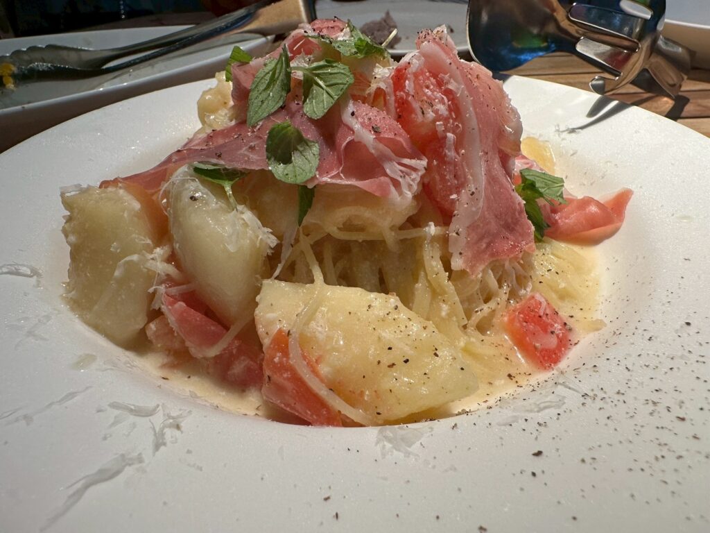 桃の冷製カッペリー二